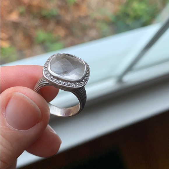 Elegant Silver-Toned Women's Ring - Picture 3 of 5